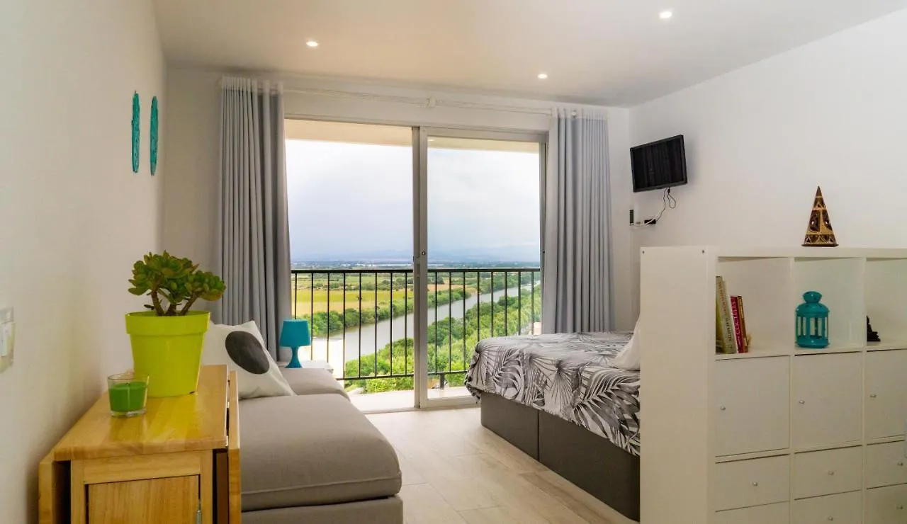 Les Couchers De Soleil A Empuriabrava Apartment